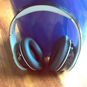 Mpow Black wireless headphones